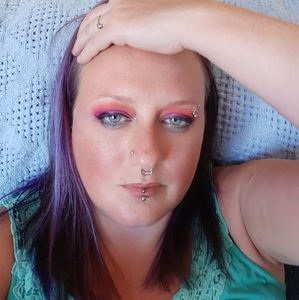 Meet your Posher, Stacy